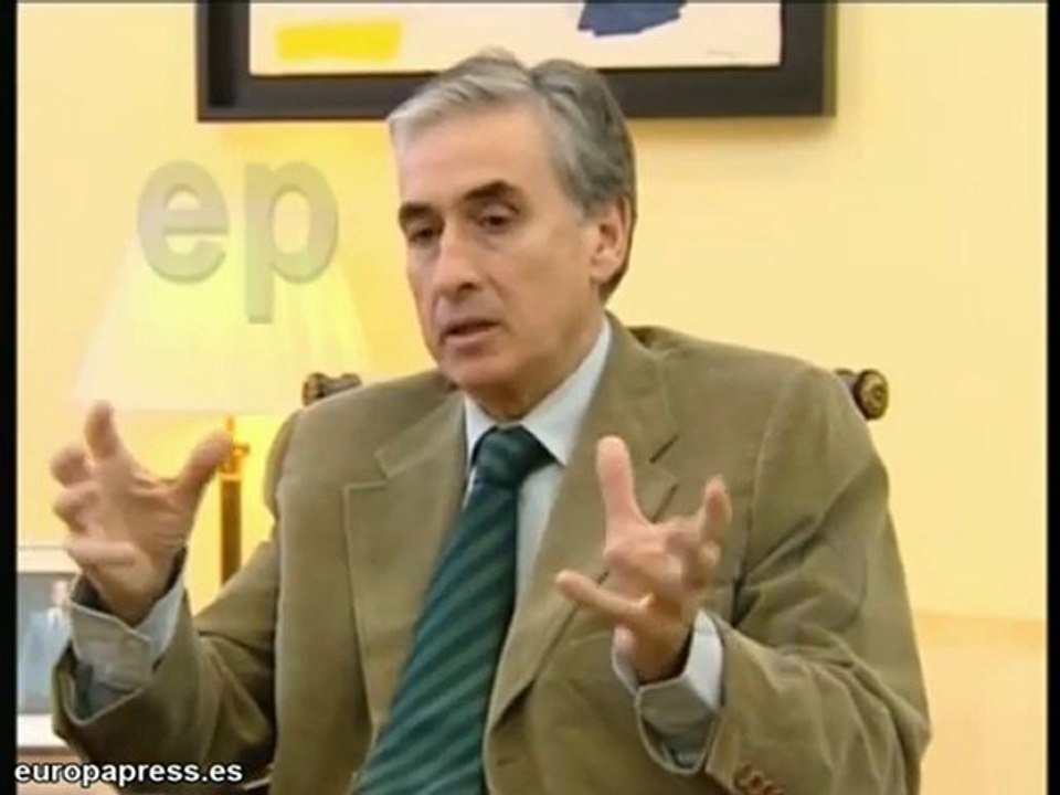 Jáuregui defiende a De la Vega y Moratinos