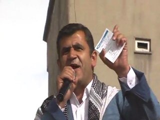 Yüksekova 2011 seçim mitingi1