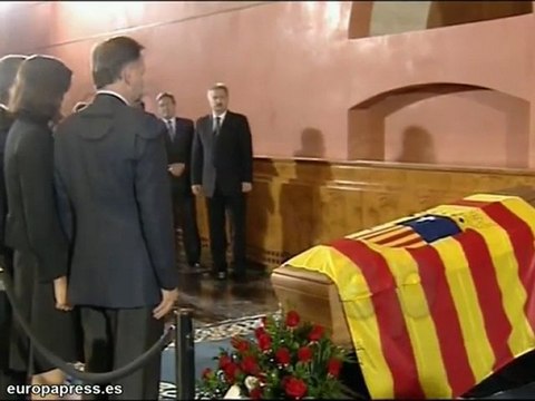 Capilla ardiente con los restos mortales de Labordeta