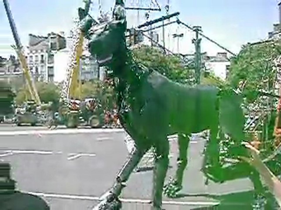 ROYAL DE LUXE A NANTES LE 28 MAI 2011