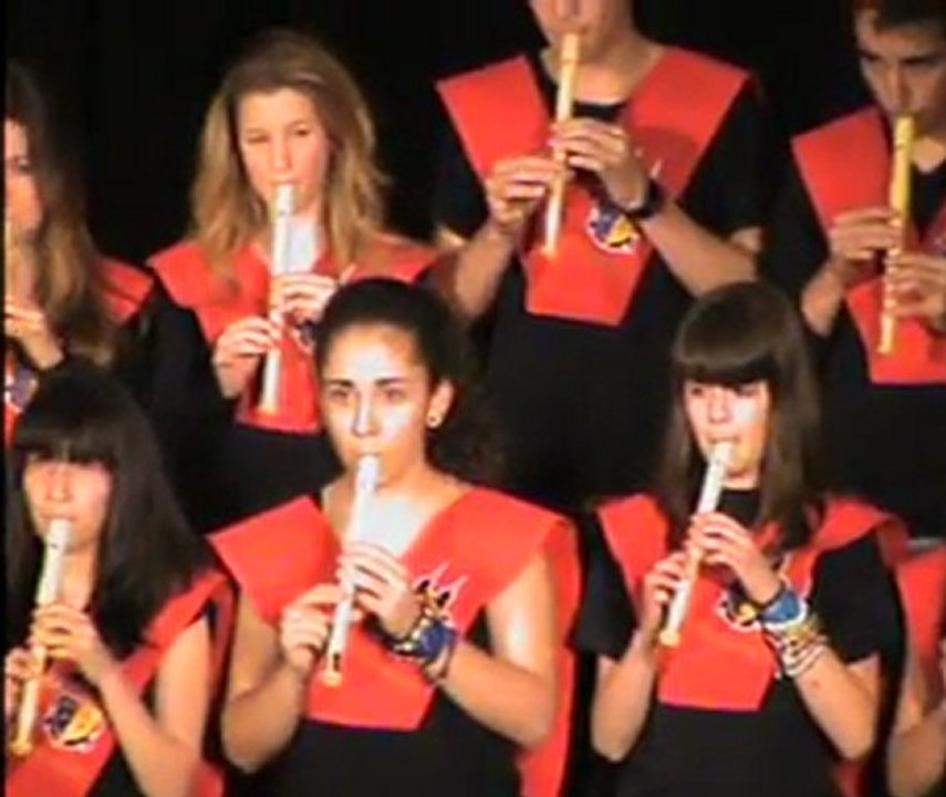 Concierto fin de curso - Waving Flag (2º,3º y 4º ESO)