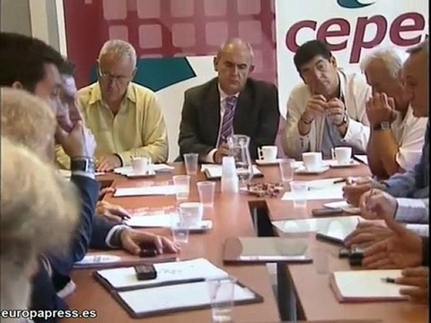 Cayo Lara llama a la huelga a los trabajadores