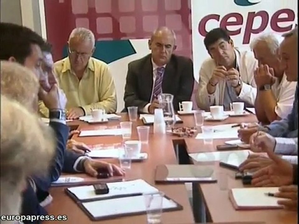 Cayo Lara llama a la huelga a los trabajadores