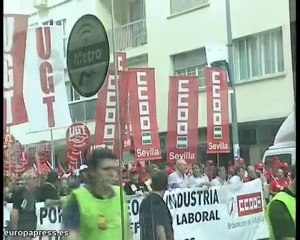 5.000 personas se manifiestan en Sevilla contra la reforma l