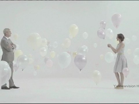 Publicité HD - CAISSE D'EPARGNE ( La banque. Nouvelle définition ) 2011