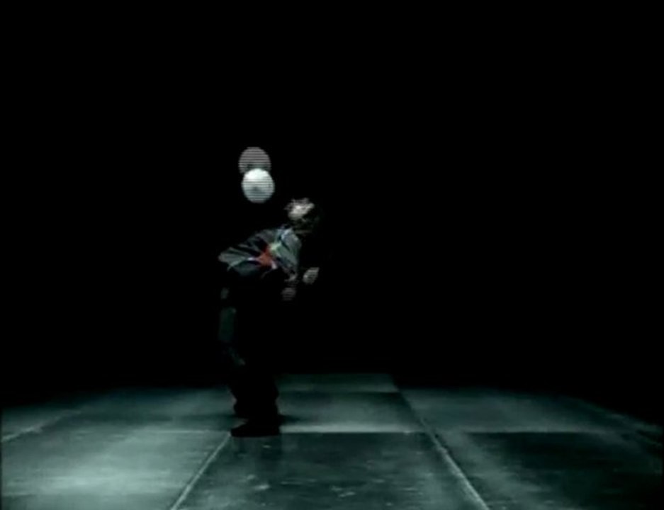 Ball Dance / Nike Freestyle football 2001