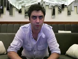 Necati Şaşmaz Yazete.com da sorularınızı cevaplarken