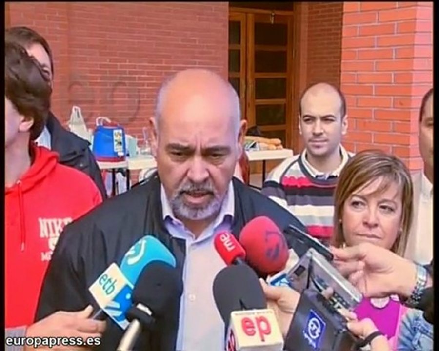 "Batasuna no ha pedido a ETA desaparición"