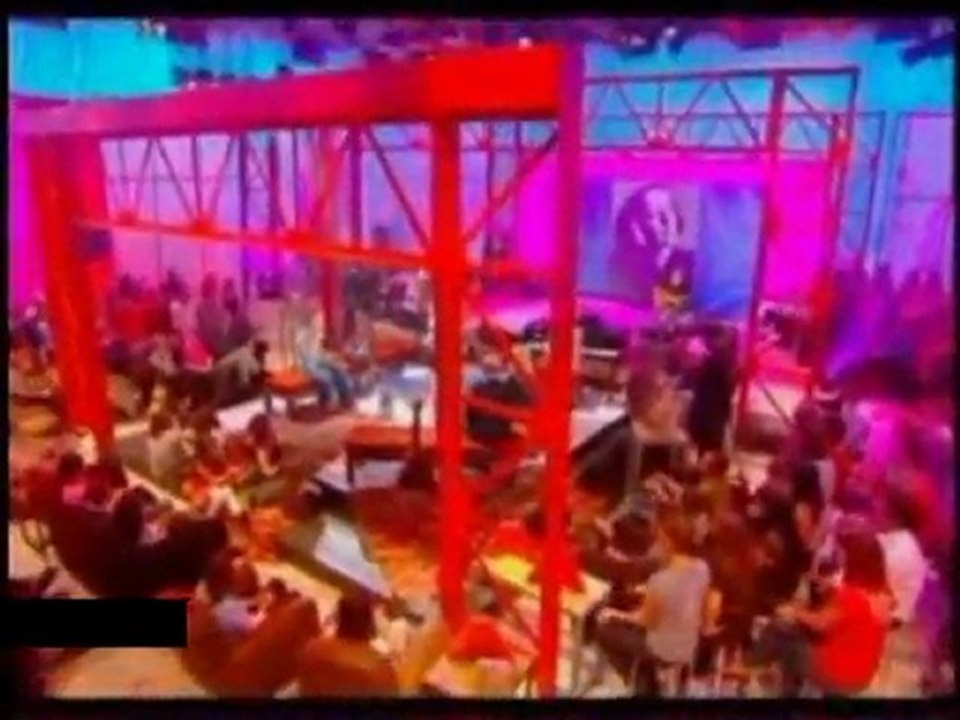 ZAZ  -  Chante Piaf  - Montage -