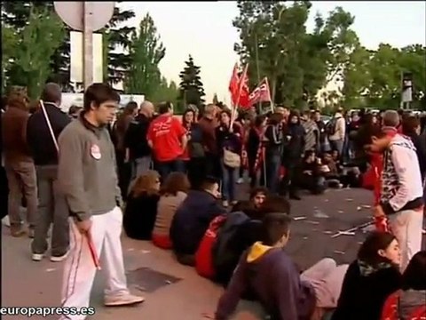 Numerosos piquetes impiden salida de buses