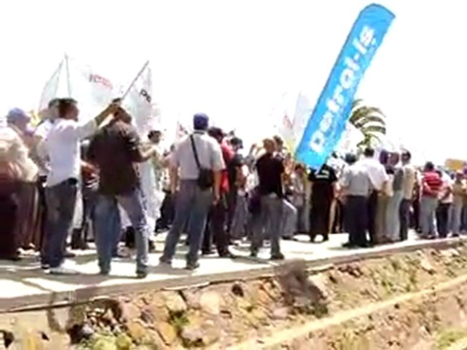 tüpraş izmir rafinerisi eylemi aliağa 9 haziran 2011 (yemekhane)