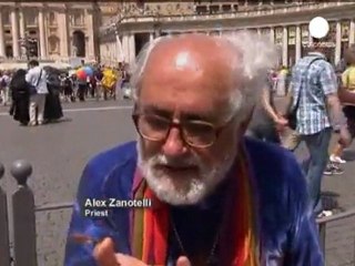 Italy's referendum now "politically charged"