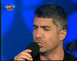 Özcan Deniz-Karşılıksız Aşk-İki Renk