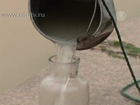 Утечка химикатов оставила тысячи китайцев без воды