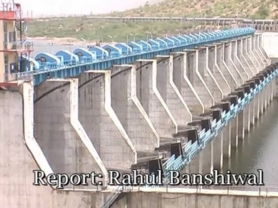 Cracks in Bisalpur Dam