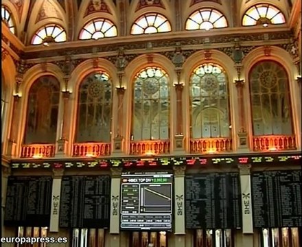 La Bolsa abre con una caída leve