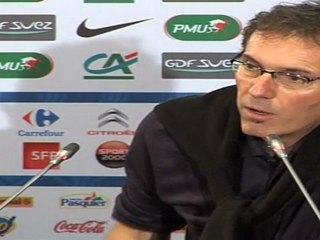 Foot365 : Blanc "un noyau dur se dégage"