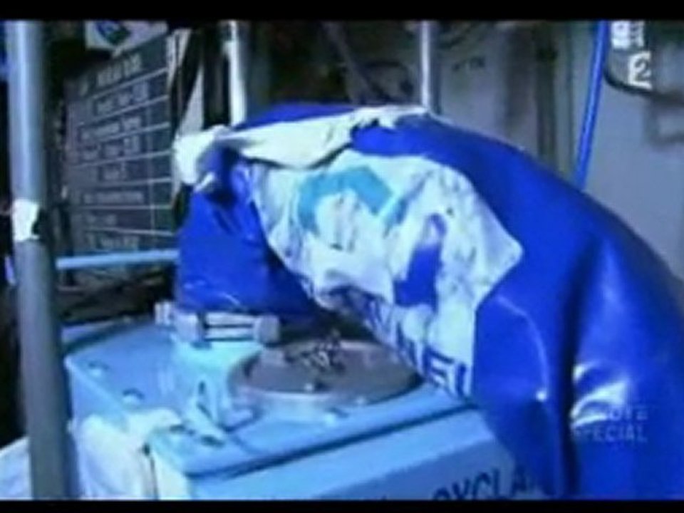 Extrait de l'émission Envoyé spécial du 09/06/2011 sur le theme du nucléaire