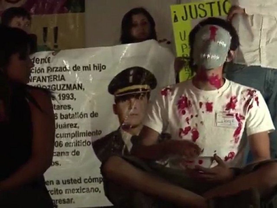 Mexique : la caravane contre la violence à Ciud...