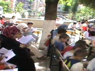 FATİHİN ÖĞRENCİLERİ VE VELİLERİ OKUYOR