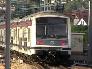 MI2N : Manoeuvre à la gare de La Varenne Chennevière sur la ligne A du RER