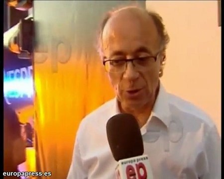 Miles de personas bailan al ritmo de Mayumana