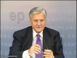 Trichet habla sobre tipos de cambio económicos