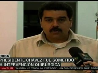 Download Video: Chávez sometido a intervención quirúrgica