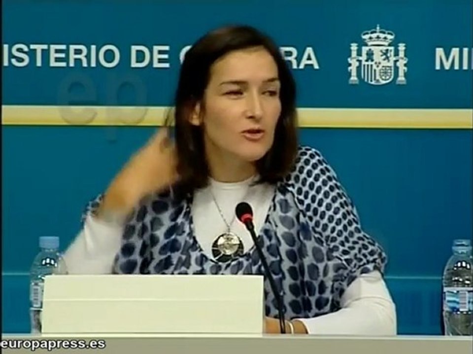 Sinde lamenta que Alfonso Guerra "caiga en tópicos"