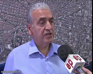 Una familia 'okupa' un hostal en Barcelona