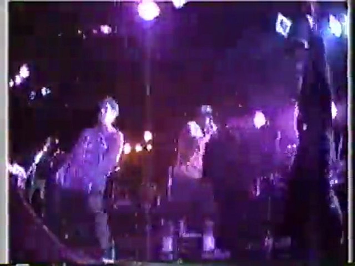 ⁣Beastie Boys - Jimmy James (Live)