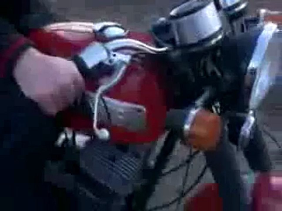 Le Pro de la Cascade eine Moto Fail