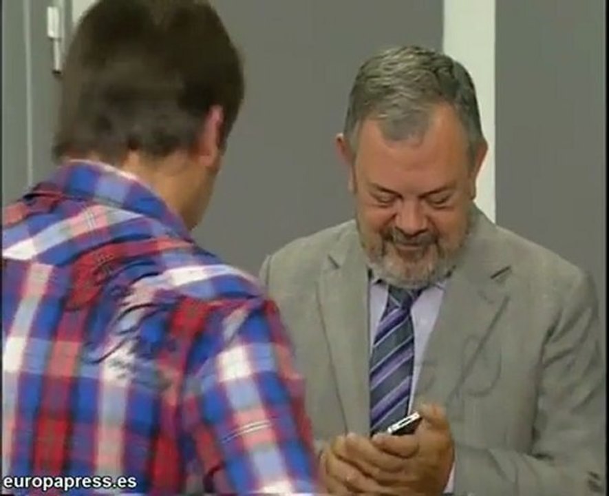 "Seamos respetuosos con las CC.AA"