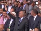 Saleh divide lo Yemen, decine di migliaia in piazza