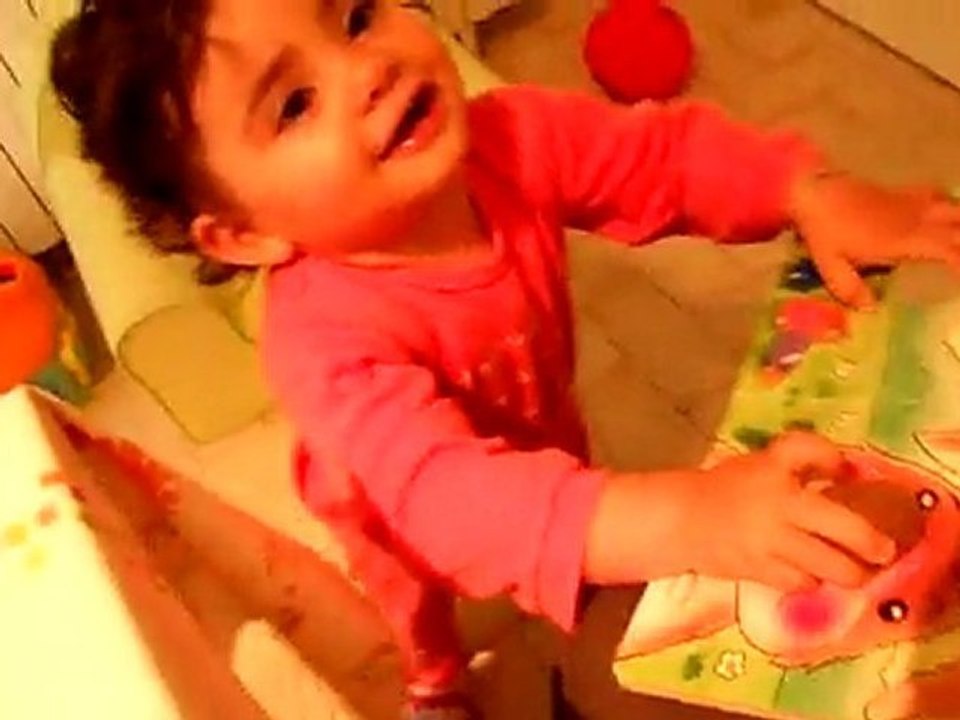 Camille aime la lecture le 7/06/2011