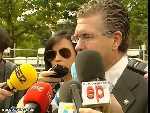 Rubalcaba quiere modernizar la Guardia Civil