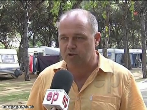 Las olas inundan el paseo marítimo de Blanes