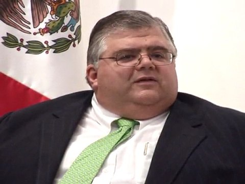 FMI: le Mexicain Carstens joue la carte des pays émergents
