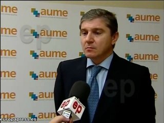 AUME pide un desfile más humilde