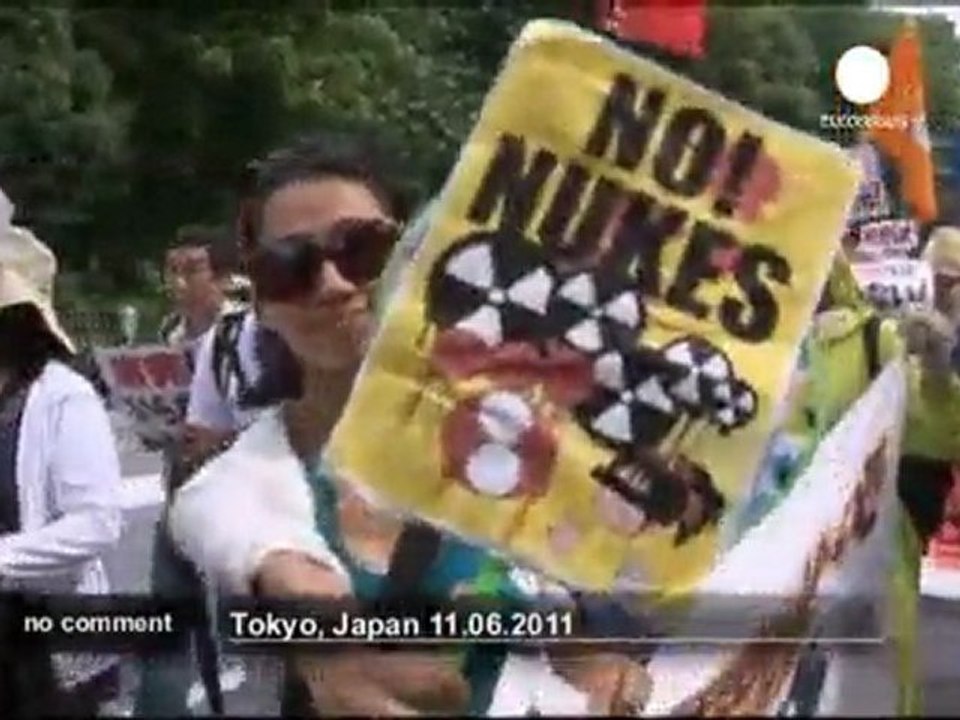 Manifestation anti-nucléaire à Tokyo... - no comment