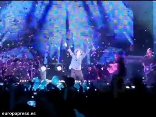 下载视频: David Bisbal termina su gira por España