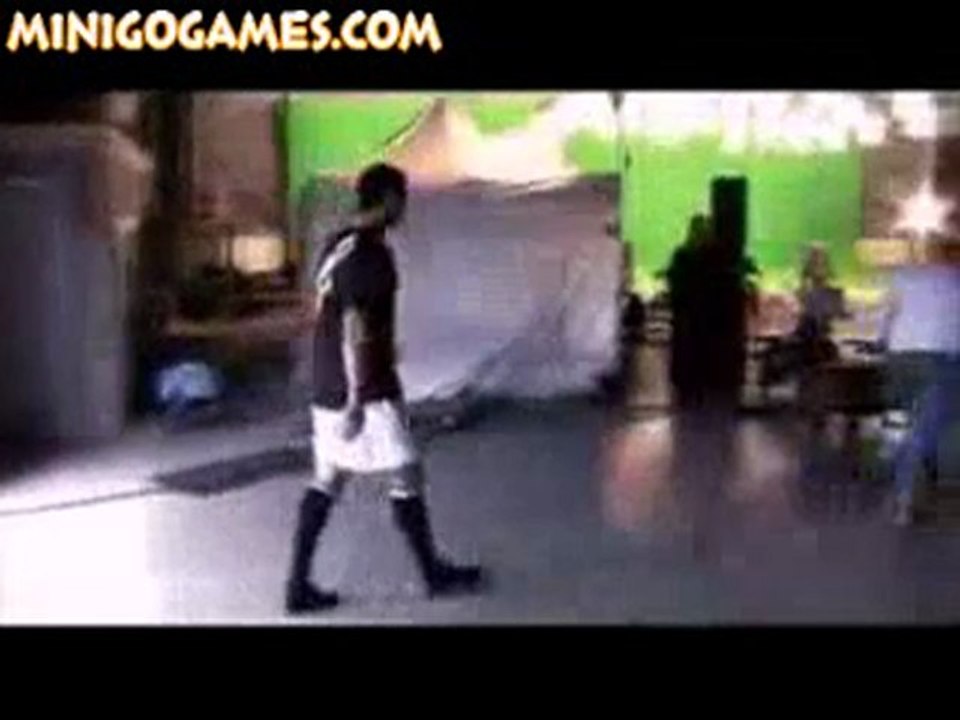 Cristiano ronaldo vs. toro - www.MiniGoGames.Com