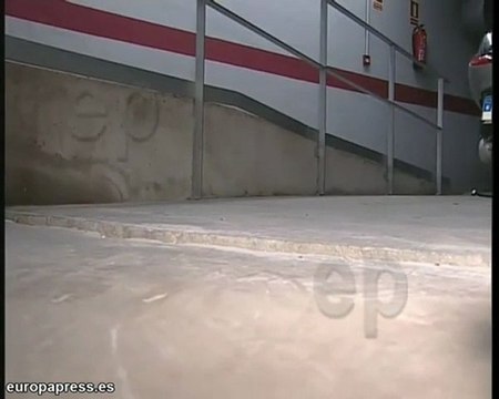 Vecinos de Barcelona denuncian inundaciones y goteras