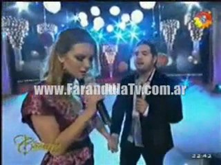 FarandulaTv.com.ar Sofia Samolo y Cristian Centurion cantaron "Entra en mi vida". Cantando 2011