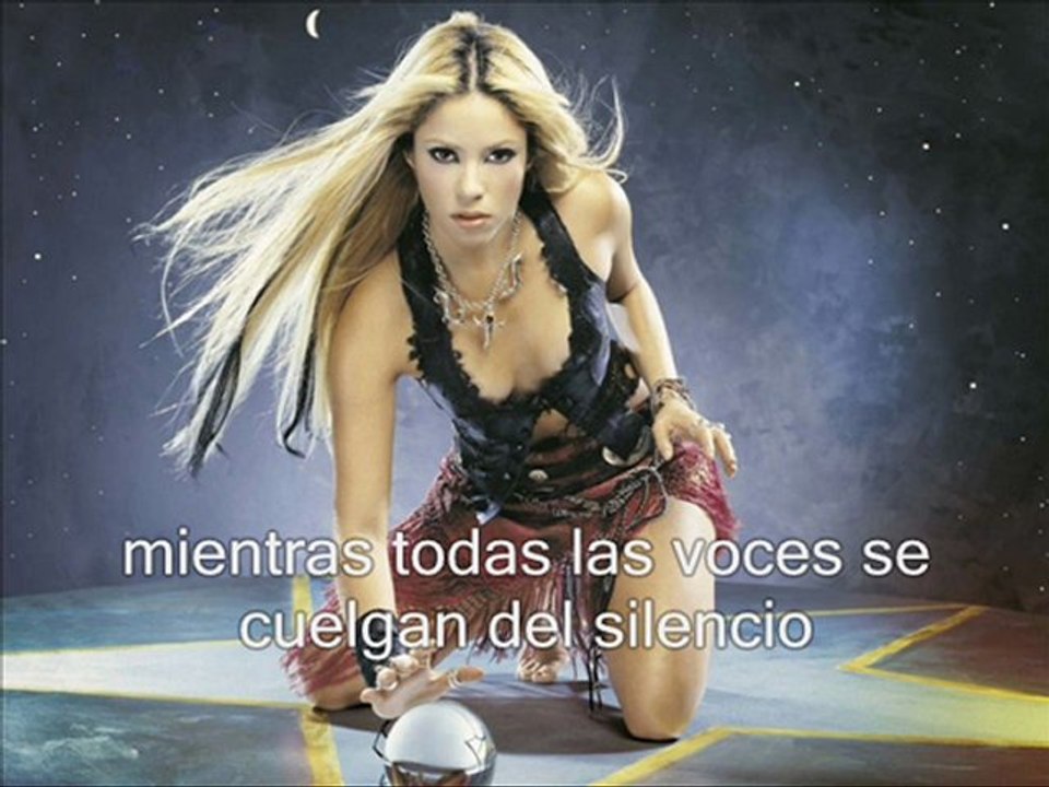 Debajo Tu Ropa (Subtítulos en Español)-Shakira