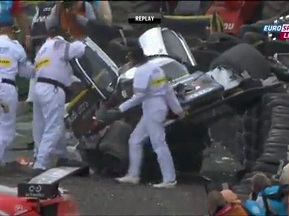 Massive LeMans Crash