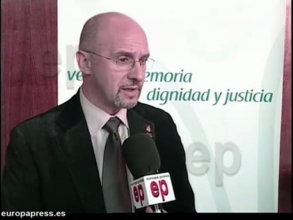AVT lamenta las "indignantes" declaraciones de...
