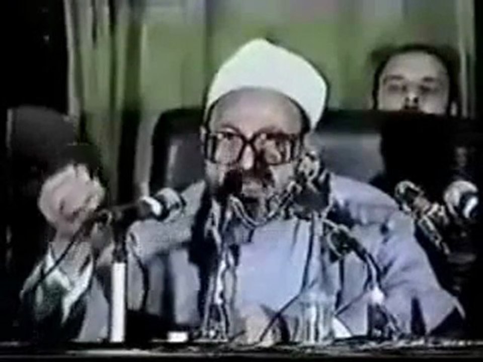 مناظرة الإسلام والعلمانية كلمة .د. يوسف القرضاوي 16