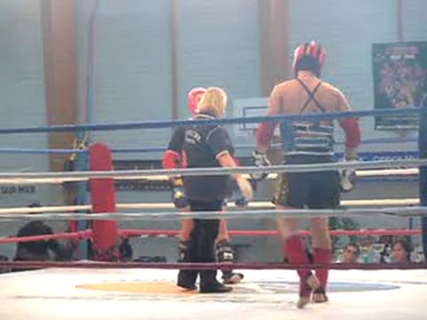 Le Pouliguen, Club Cobra Thaï Boxing, 1er Gala Boxe Thaï, le11 Juin 2011, wikinews city , pour : rencontres-sportives-lepouliguen.blogspot.com/ & OMS le Pouliguen, vidéo n° 3637