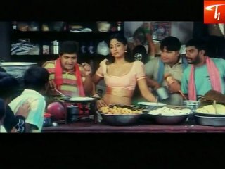 sameera Reddy's Hot Introduction Scene